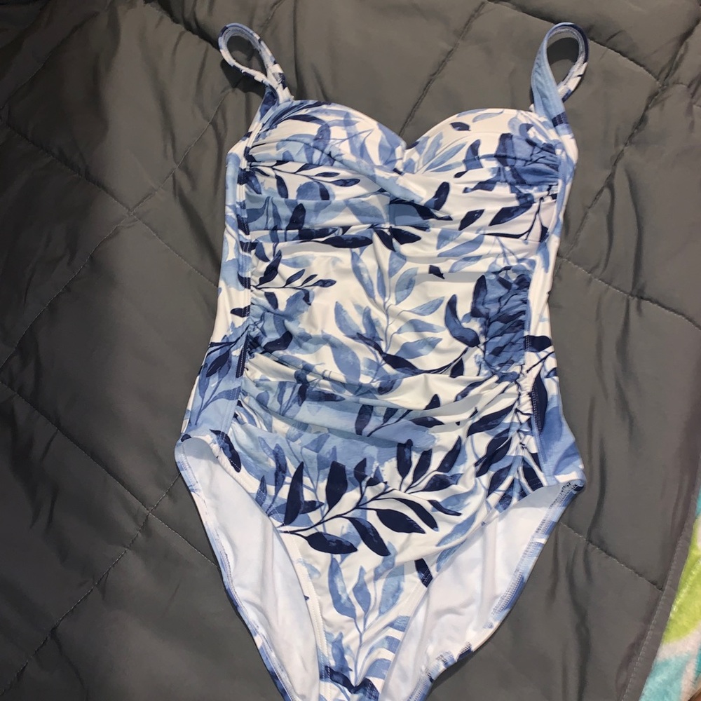 NIPTUCK one piece